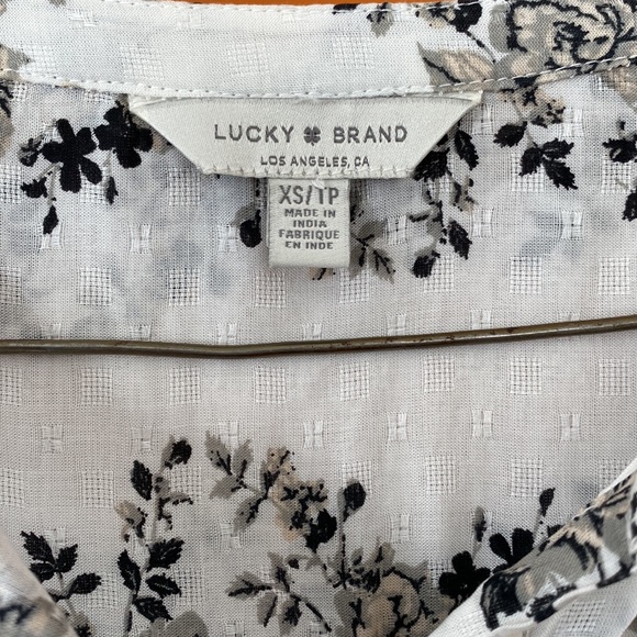 2/$25 Lucky Brand ladies blouse with peplum. Size XS. 100% modal fabric. - Picture 4 of 10